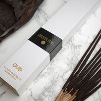 Oud de Siam - Organic Hand-rolled incense sticks coated with oud. Infused with amber & oud. - Box of 10