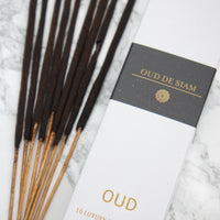 Oud de Siam - Organic Hand-rolled incense sticks coated with oud. Infused with amber & oud. - Box of 10