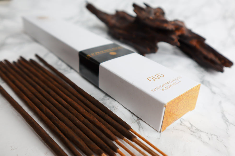 Oud Prachin- Organic Hand-rolled incense sticks coated with oud dust. Infused with saffron, osmanthus & spikenard- Box of 10