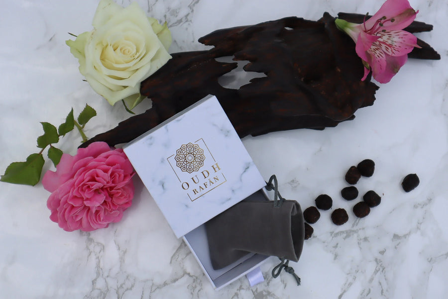 Safana – Pure Crushed Agarwood Infused in Oud | Luxury Bakhoor Home Incense with Rose & Amber