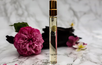 Shiraz - Luxury perfume in discovery size bottle 10ml - Rose, Florals, Oud