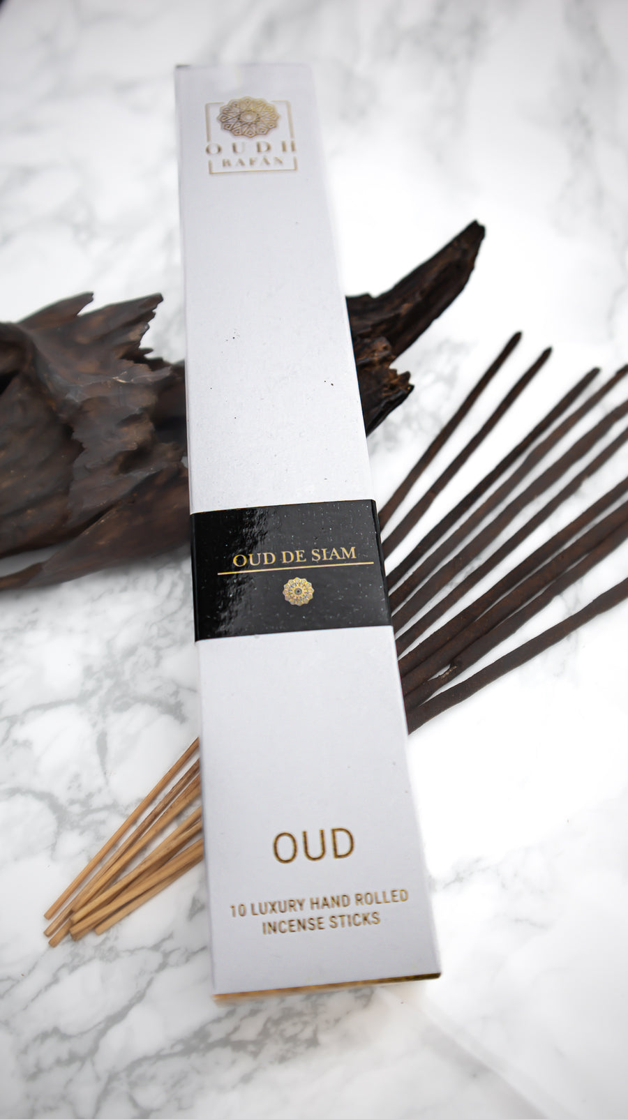 Oud de Siam - Organic Hand-rolled incense sticks coated with oud.  Infused with amber & oud. - Box of 10