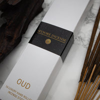 Mysore - Organic Hand-rolled incense sticks coated with oud and sandalwood dust. Infused with musk, sandlewood & oud. - Box of 10